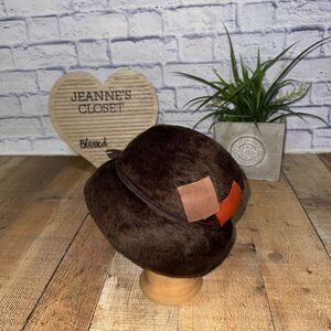 vintage Austrian La Vienne wool hat 
Brown furry